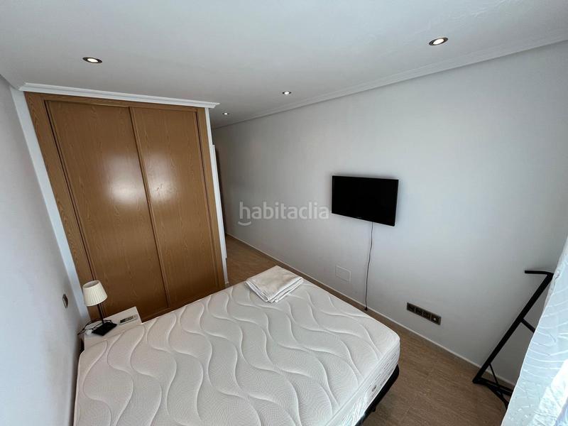Foto 357cc34f-c9ba-46ae-8d10-f181d81965b8. Alquiler piso  de dos dormitorios totalmente amueblado, dos baños, terraza y piscina comunitaria en Alcázar de San Juan