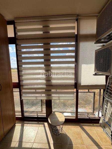 Foto 71a03f1d-942c-4c34-8696-1f84ca39b88a. Alquiler piso  de dos dormitorios totalmente amueblado, dos baños, terraza y piscina comunitaria en Alcázar de San Juan