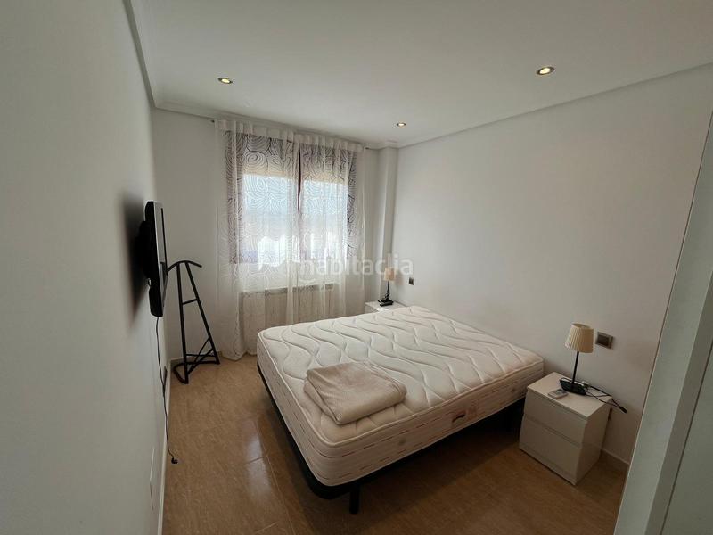Foto 91c9be6b-d5f3-4c90-a264-d9064a7da990. Alquiler piso  de dos dormitorios totalmente amueblado, dos baños, terraza y piscina comunitaria en Alcázar de San Juan