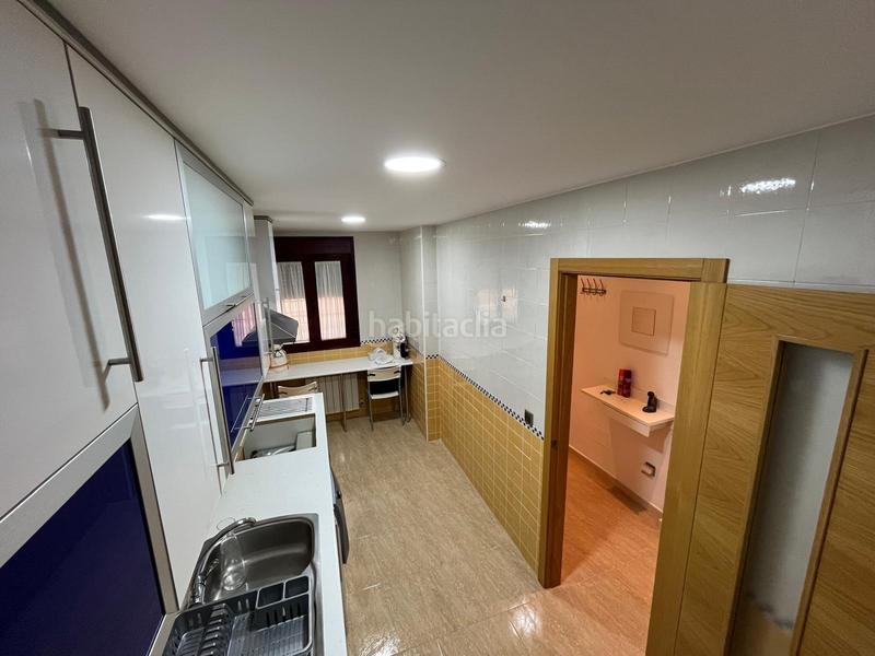 Foto cc6217f0-266e-438c-838e-a7469ae0f2ec. Alquiler piso  de dos dormitorios totalmente amueblado, dos baños, terraza y piscina comunitaria en Alcázar de San Juan