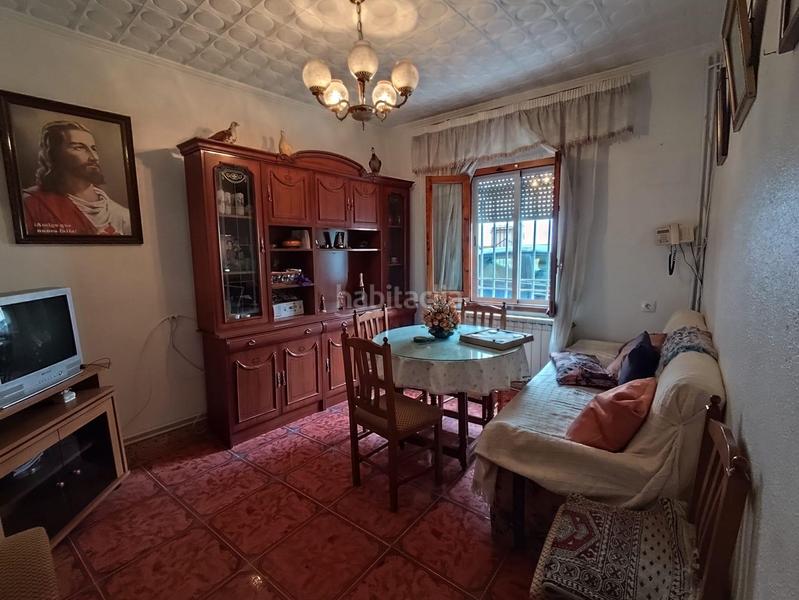 Foto 4008e8ef-2f47-450f-bf7e-c217552234b8. Haus mit heizung parking in Herencia