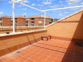 Lloguer Àtic a Alcázar de San Juan. Amplio piso de dos dormitorios con terraza de unos 25 metros, co