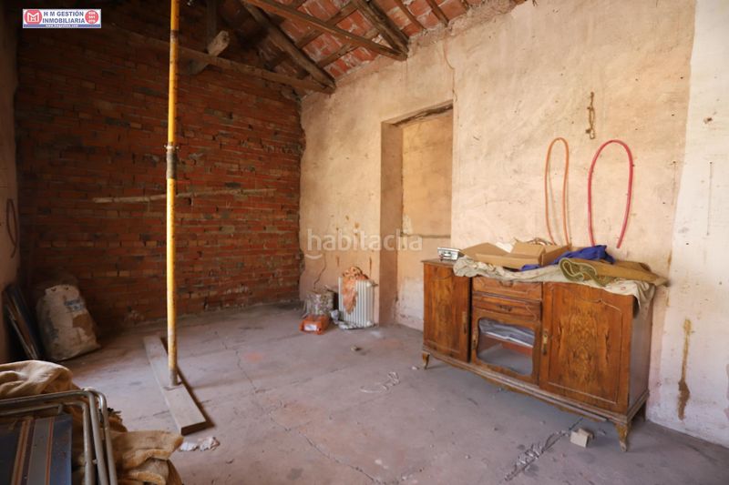 Foto 6dd6597e-bec6-4231-8c81-e28bd0fc5f8a. Casa amplia casa en esquina con patio y garaje junto a aguas de alcázar en Alcázar de San Juan