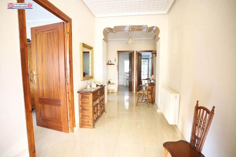 Foto 75485203-0b48-40e9-8788-a7560b693110. Casa amplia casa en esquina con patio y garaje junto a aguas de alcázar en Alcázar de San Juan