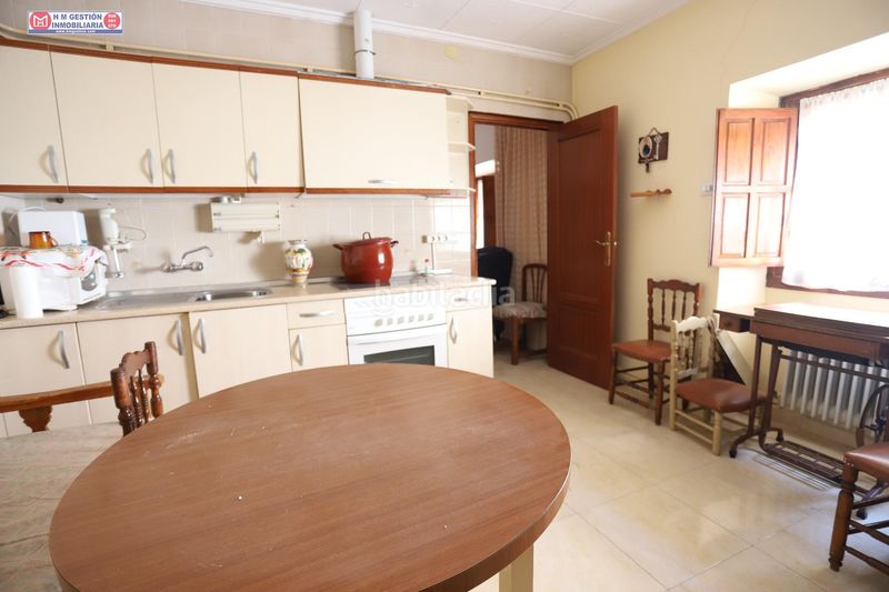 Foto 8fde529e-d0a4-4712-866d-293e9d4fbb06. Casa amplia casa en esquina con patio y garaje junto a aguas de alcázar en Alcázar de San Juan