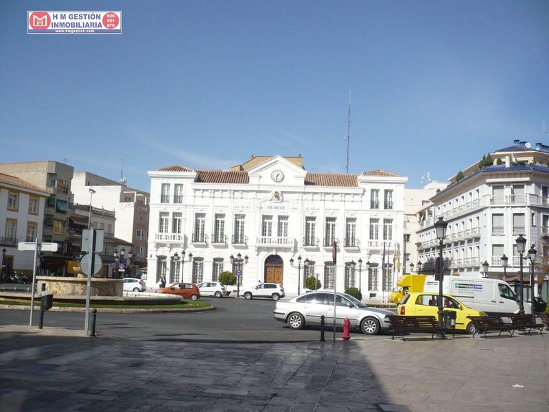 Foto 564476dd-f358-4529-91af-fbde62f332b1. Aparcament cotxe a Tomelloso