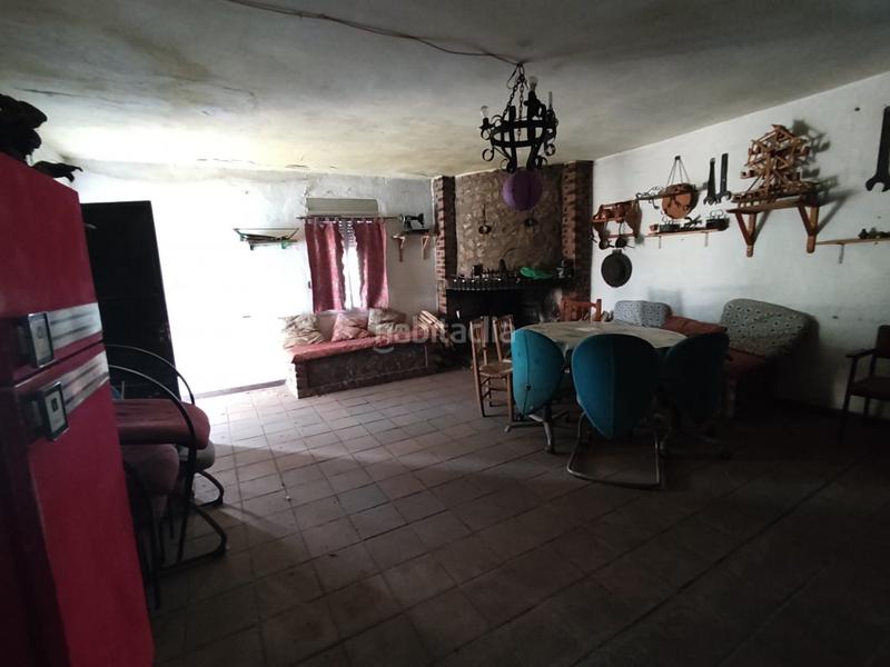 Foto e4105518-a3b4-4ec7-a443-c1d8e07dda00. Wohngrundstück in Herencia