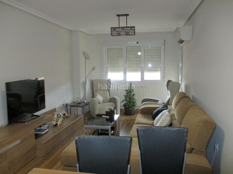 Foto 5024e4a1-e783-4fee-b15b-96ca3c397f91. Appartamento con riscaldamento parcheggio in El Poblado - Abulagar Puertollano