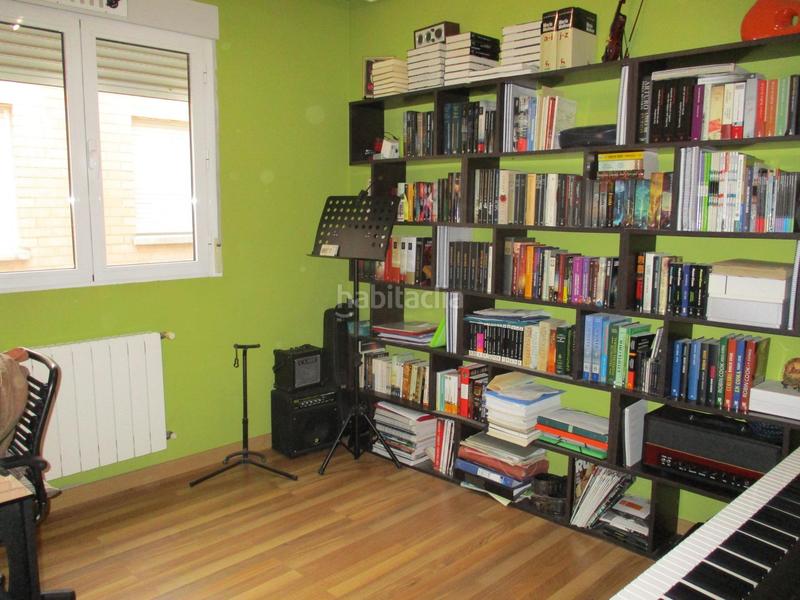 Foto 8d8e45c2-a8bd-4998-a751-fa3e811c7ceb. Appartamento con riscaldamento parcheggio in El Poblado - Abulagar Puertollano