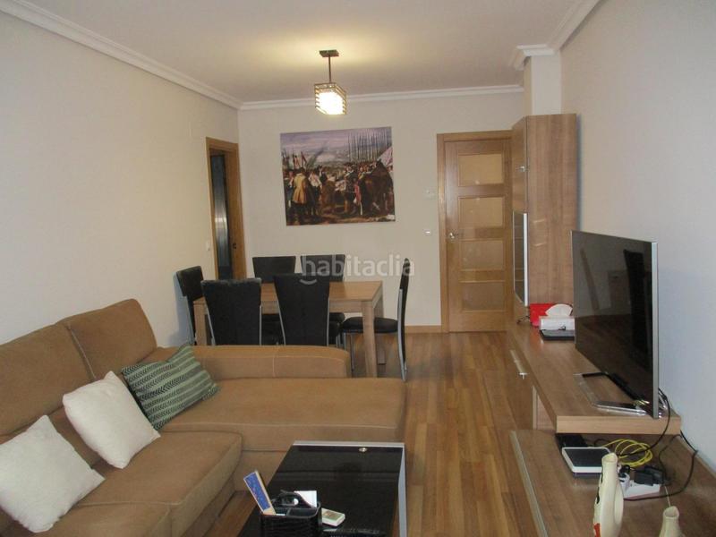 Foto 9548bcb0-4d74-4fb7-beb5-3dae93b8a375. Appartamento con riscaldamento parcheggio in El Poblado - Abulagar Puertollano