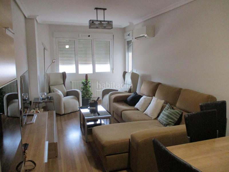 Foto de1bbb01-c83c-496f-8417-611f2ab311d8. Appartamento con riscaldamento parcheggio in El Poblado - Abulagar Puertollano
