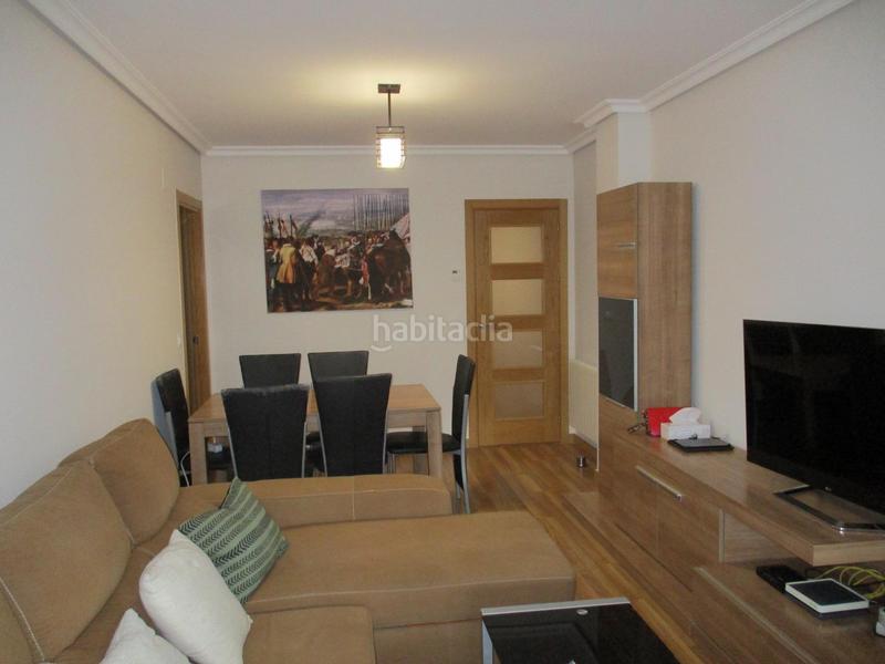 Foto 1ad6142b-d962-45fd-88c5-c765efa27282. Piso en El Poblado - Abulagar Puertollano