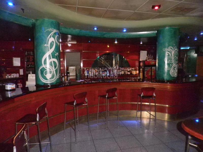 Foto 72aecf02-51a8-4ce5-ba43-f432a0e38917. Local comercial en Centro Puertollano