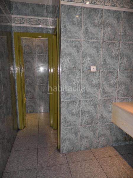 Foto b8ae456c-70da-4b34-b1e4-ea8cb0be8909. Local comercial en Centro Puertollano