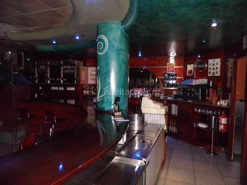 Foto e0e49b30-4957-472b-bce3-6e0342a435bf. Local comercial en Centro Puertollano