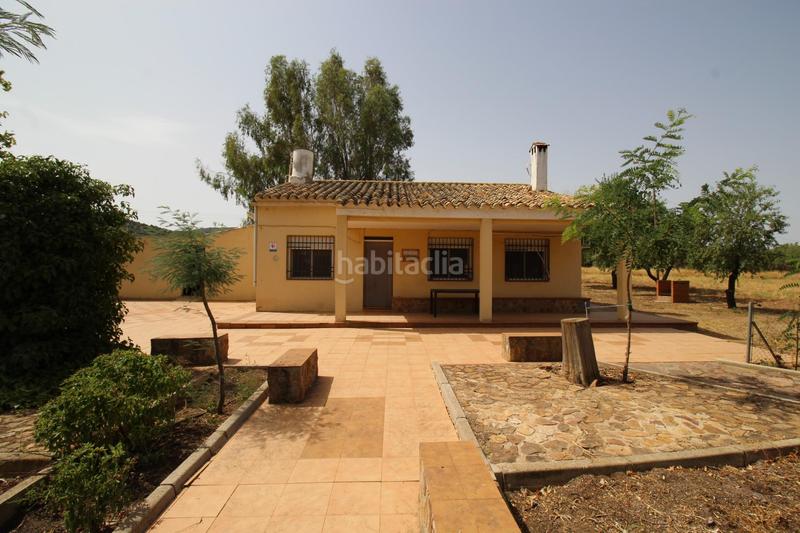 Foto 8411e67d-27b5-4d3e-aa1b-d942c8e7f4c4. Chalet in Argamasilla de Calatrava