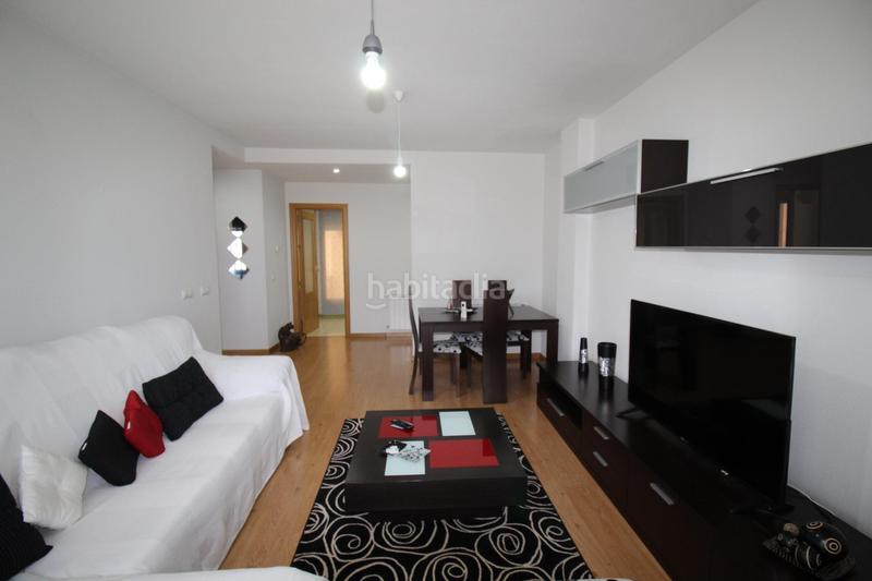 Foto 9544e30d-32c2-4015-a4f1-bc0ef204ea38. Piso en Argamasilla de Calatrava