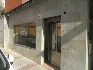 Lloguer Local Comercial  Torrecilla. Pequeño local acondicionado, céntrico y económico.