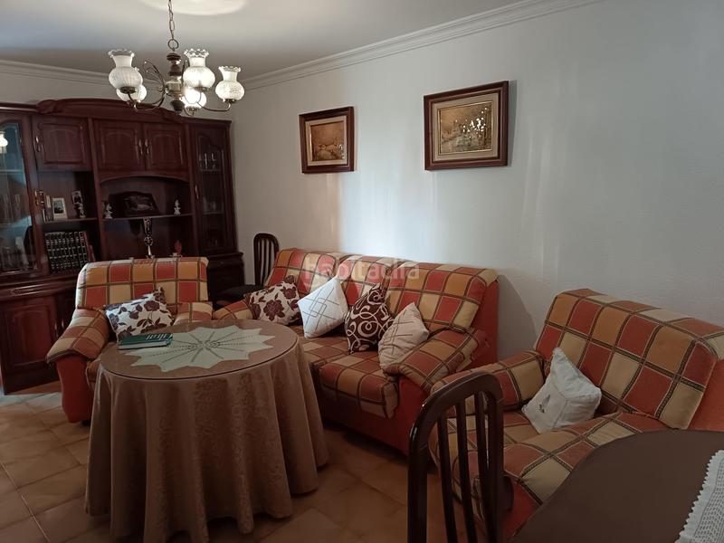 Foto 598b12e8-ff6b-474f-b77d-637b12412959. Haus mit heizung in Argamasilla de Calatrava