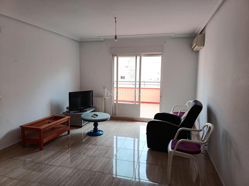 Foto b98ae1f5-6153-404e-a2ea-ef59dccbfe04. Penthouse with heating parking in Centro Puertollano
