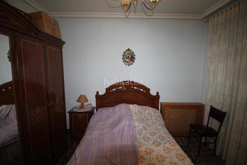 Foto cba799a9-25d7-4c61-b1dd-f416c2c8c974. Casa con riscaldamento parcheggio in Carretera de Córdoba - Libertad Puertollano