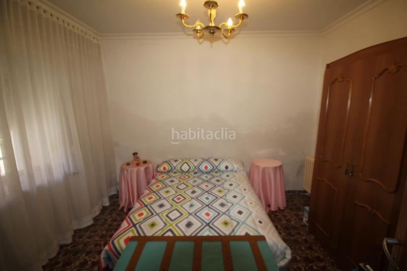 Foto 2667668f-67e3-4130-bd98-197b517793a6. Haus mit heizung parking in Carretera de Córdoba - Libertad Puertollano