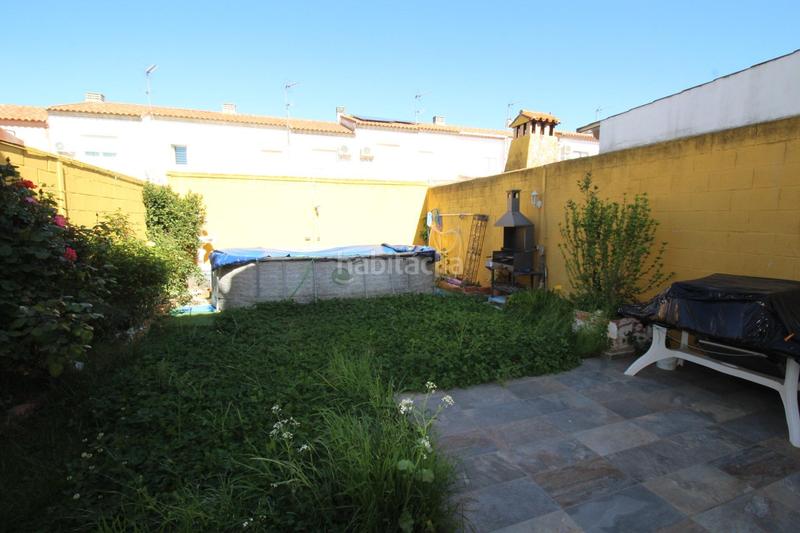 Foto 03b18cfb-e3af-4bc5-b770-5afad7e739e6. Casa adossada amb calefacció aparcament piscina a Argamasilla de Calatrava