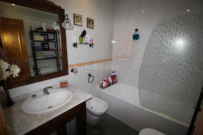 Foto d8dab9a7-8acf-4428-9353-d540846d7137. Casa adossada amb calefacció aparcament piscina a Argamasilla de Calatrava