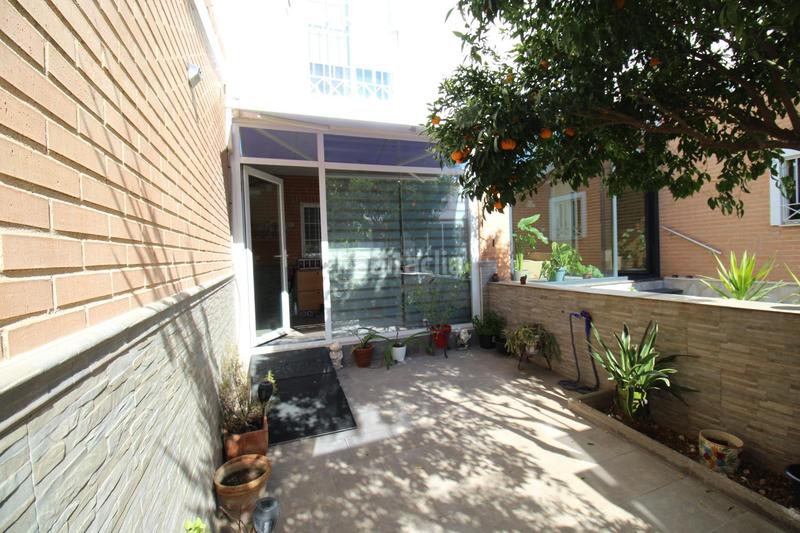Foto e41becd3-67eb-49c2-8412-873798c672b0. Casa adossada amb calefacció aparcament piscina a Argamasilla de Calatrava