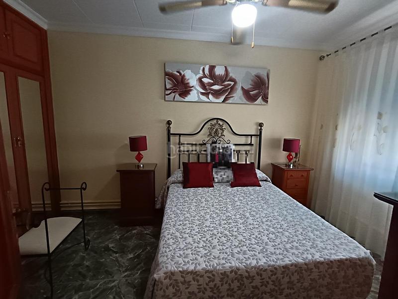 Foto f9190312-ef2b-4f5a-95d5-598dd1a07d08. House with heating parking in Las Mercedes - El Carmen Puertollano