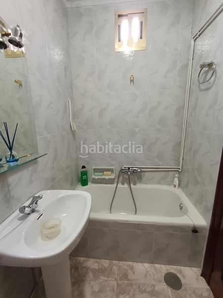 Foto 71e7ed9c-165f-42fe-9306-ff1eb014055d. Casa amb aparcament a Centro Puertollano