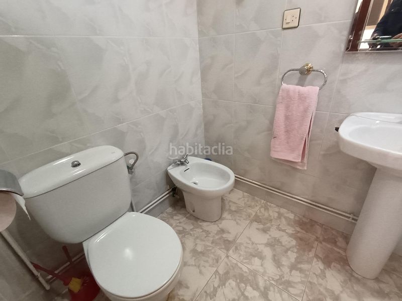 Foto 8217f1f6-8186-4890-bd2d-155c2d578a12. Casa amb aparcament a Centro Puertollano