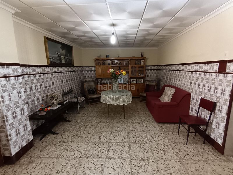 Foto b89e44df-ac98-4ff9-b775-7f59e044f41e. Casa amb aparcament a Centro Puertollano