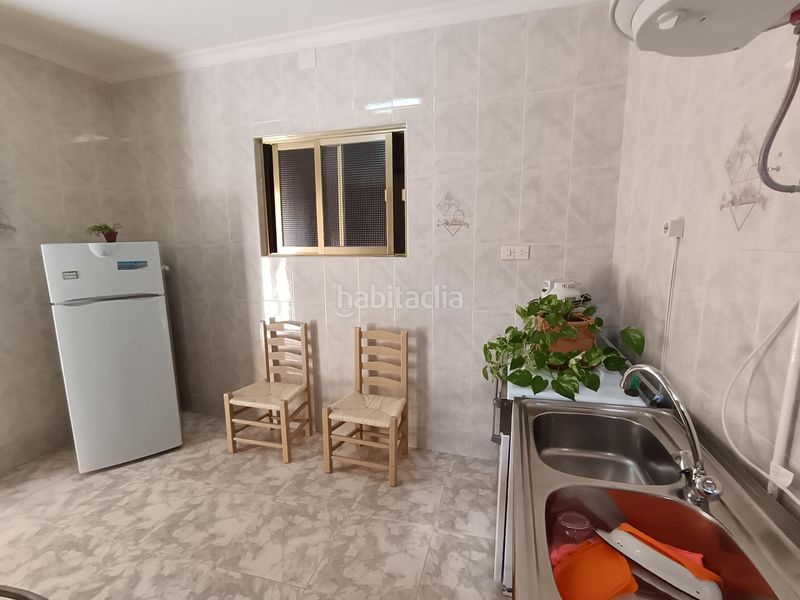 Foto cada0f1c-c3b5-4cab-ad57-5ee56e566b91. Casa amb aparcament a Centro Puertollano