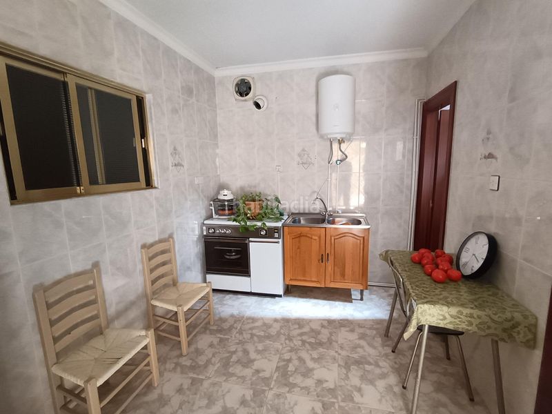 Foto d8826b20-adc2-4cd1-b30f-b0f8e018297c. Casa amb aparcament a Centro Puertollano