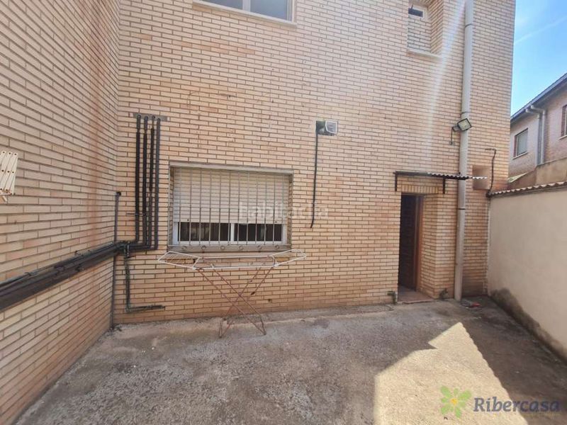 Foto d6dd0030-f75f-493a-81de-8c2a666cef31. Casa a schiera in calle miguel indurain 1 in Ribaforada