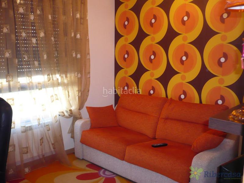 Foto f2e24964-5567-4432-8435-3a8b6434d60c. Casa adosada adosado con jardin y piscina en Azucarera Tudela