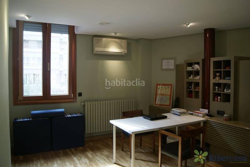 Foto 60f3689b-bef8-44ca-a52e-1004fc0b47b1. Dúplex duplex con terraza en el centro en Azucarera Tudela