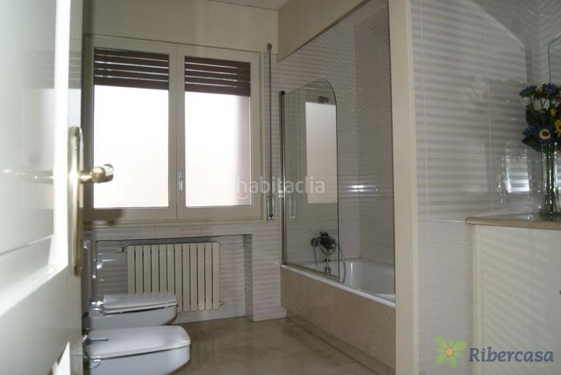 Foto a5719a93-a171-40fb-a309-c4cdba030a8d. Dúplex duplex con terraza en el centro en Azucarera Tudela