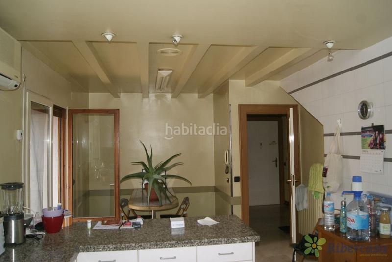 Foto bfe5376c-cddf-41c9-bc07-1bffe66b2339. Dúplex duplex con terraza en el centro en Azucarera Tudela