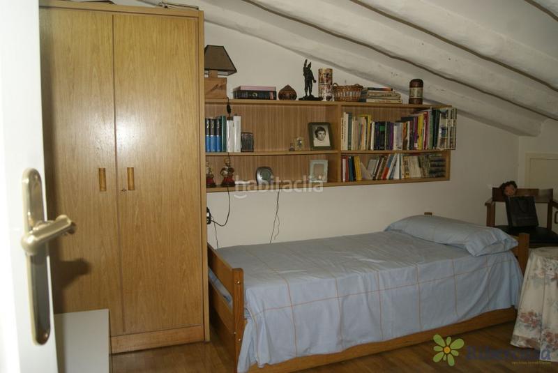 Foto fe5863ee-83b9-46db-b2bc-60b06f0b84f9. Dúplex duplex con terraza en el centro en Azucarera Tudela