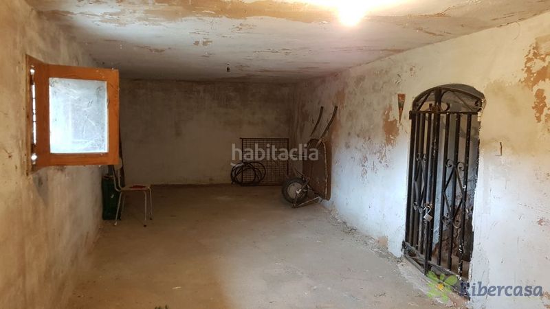 Foto 878d0b59-65fa-4656-875f-2ca3456fac5c. Maison avec parking dans Igea