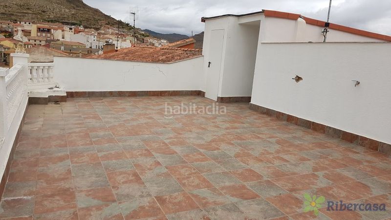Foto 9ea79ed4-e48d-4f51-a1e8-24ff6702389a. Maison avec parking dans Igea