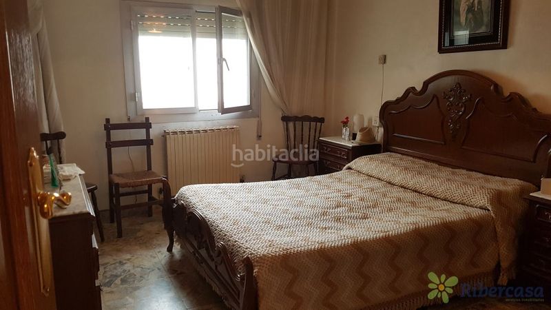 Foto b3c30dee-acb9-4ba7-bf4f-47f7c36f91d8. Maison avec parking dans Igea