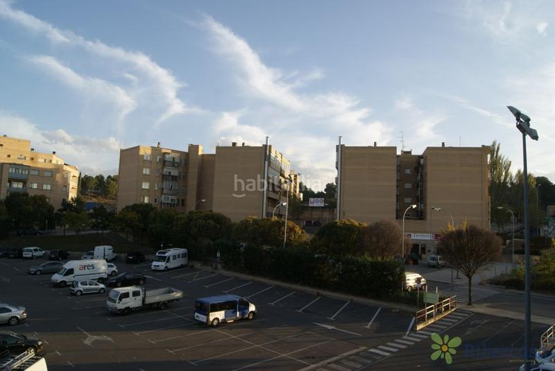 Foto 0feb3e0c-5cd5-49d0-b697-dcca521805bc. Piso  impecable al lado de los juzgados nuevos en Tudela