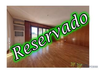 Piso  N/a. Impecable, para entrar a vivir