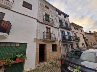 Maison à Calle rafael aizpún 39. Casa bien situada en caparroso