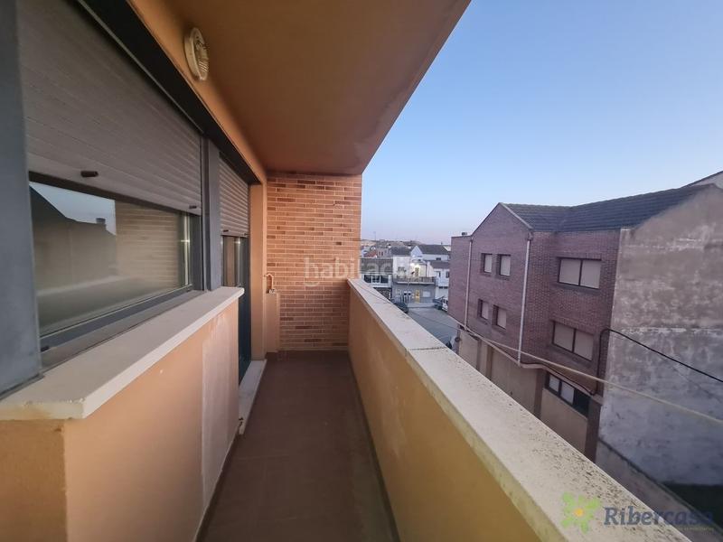Foto e4b0fd49-184c-4d35-963f-02300c681a55. Duplex con riscaldamento parcheggio in Ribaforada