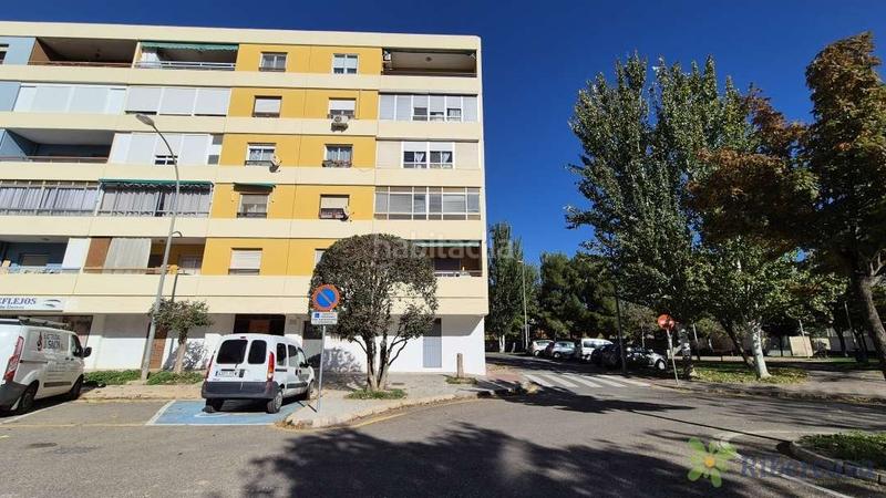 Foto bbf0f1a7-dab5-4966-9b50-897f465e4588. Pis amb aparcament a Parque del Queiles Tudela