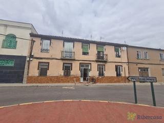 Pis  Plaza ebro. Piso para reformar en castejon